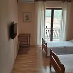 Antonio Apartment