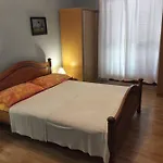 Antonio * Stari Grad (Hvar)