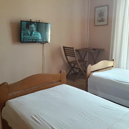 Antonio Apartment