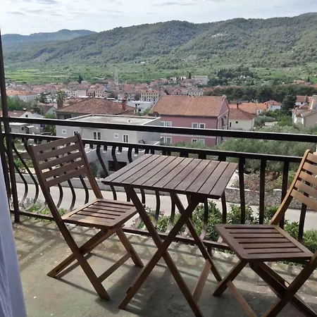 Antonio * Stari Grad (Hvar)