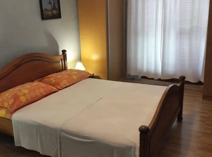 Antonio * Stari Grad (Hvar)