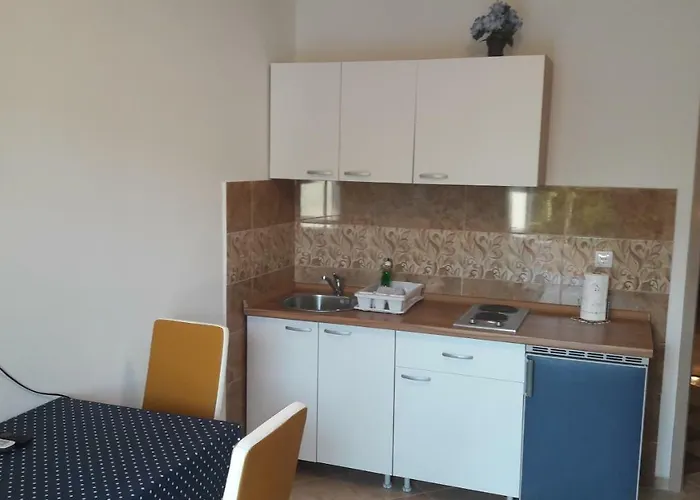 Antonio Apartman *